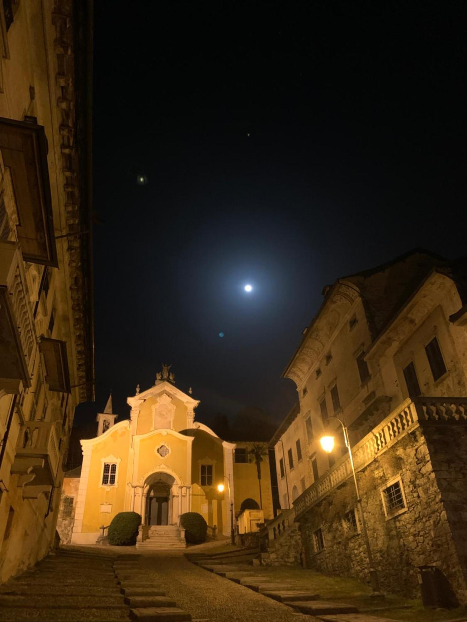 -Ortaflats- Appartamento L'Angolo Orta San Giulio Exterior photo